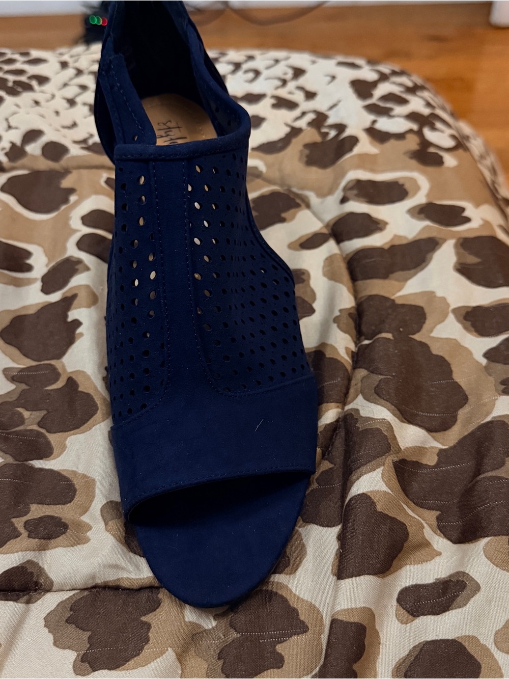 Style & Co. Navy Perforated Peep-Toe Slingback Heels